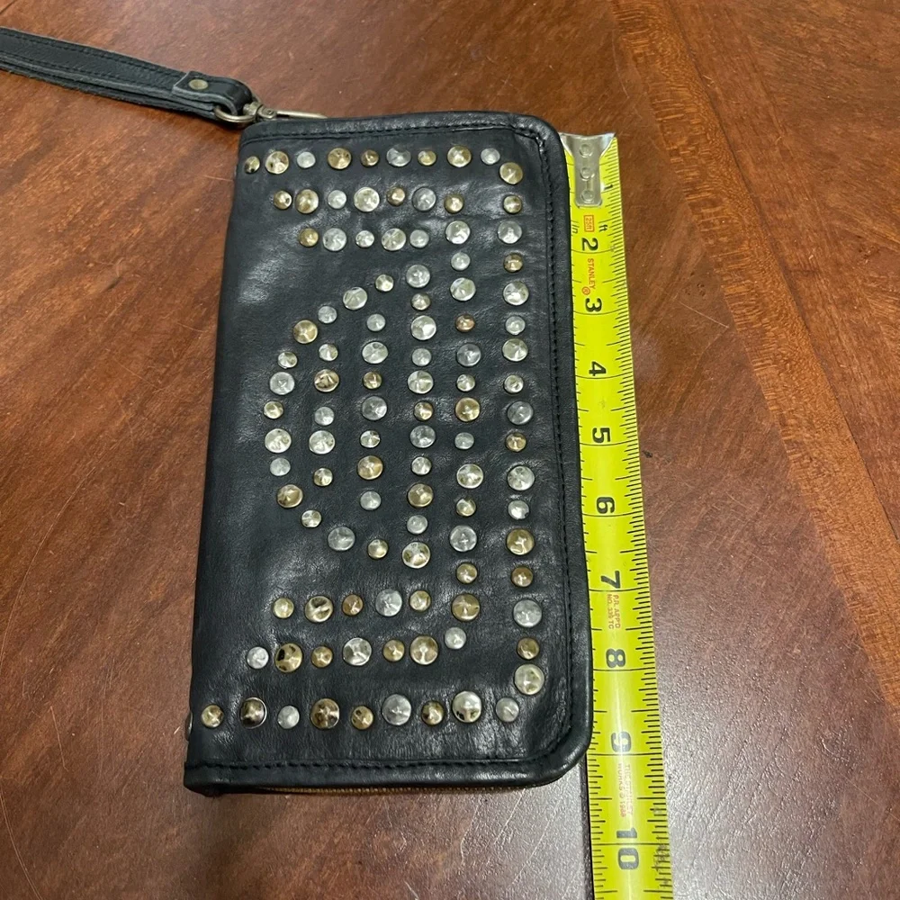 NWOT Viola Castellani Studded Leather Wallet Clutch - Picture 2 of 9